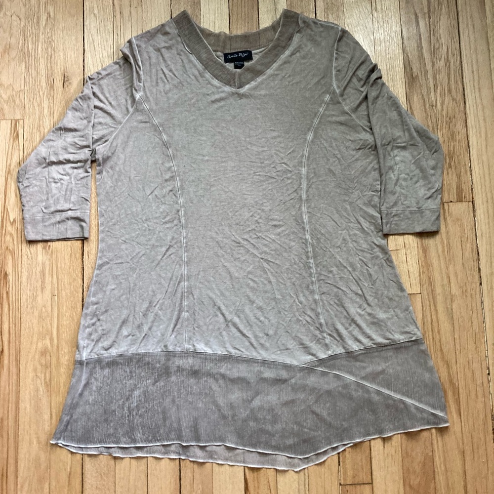 Charlie Paige Beige Tunic Size Large